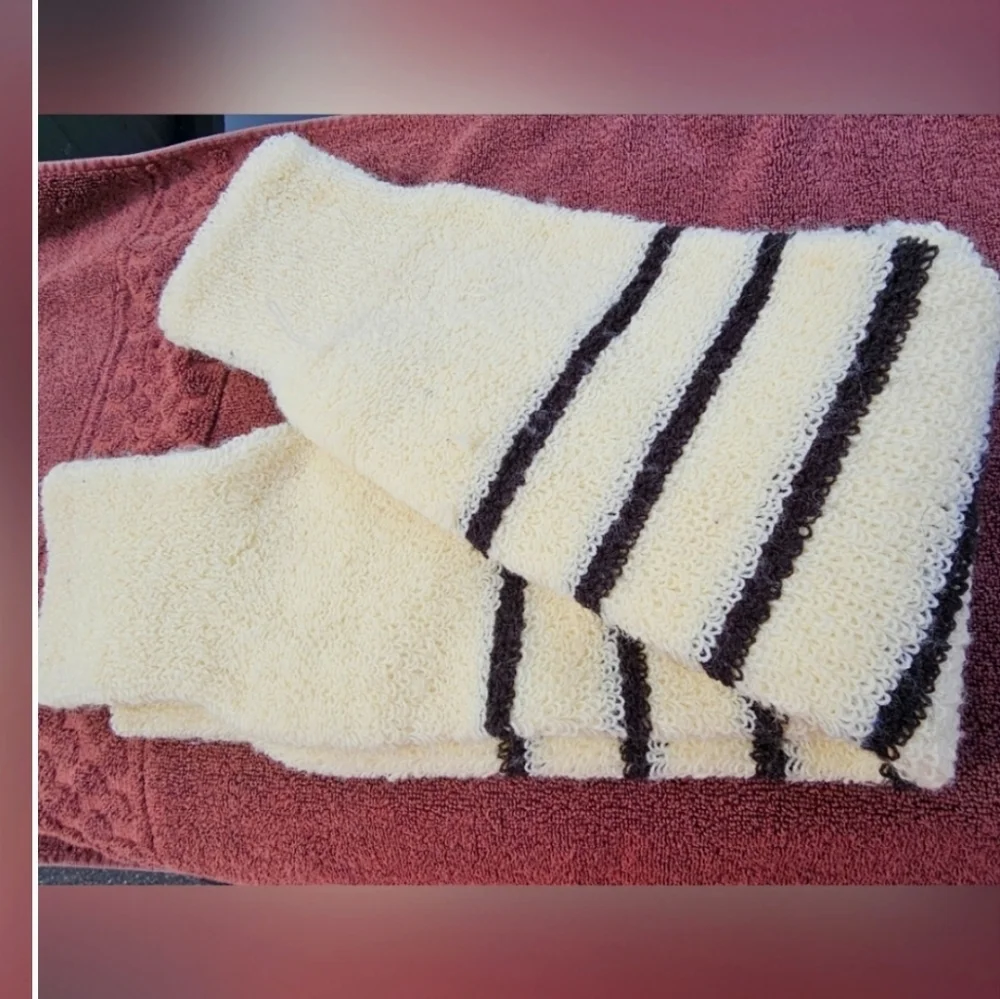 LONG KNEE HIGH KNIT LEG WARMERS/SOCKS ~ WARM ~CLASSIC FIND DANCE/ACTIVE WEAR